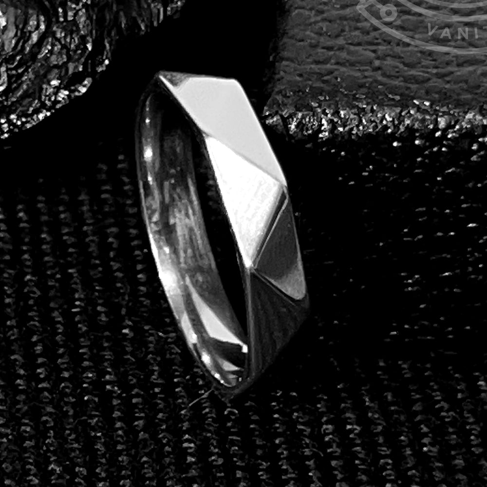 anillo HexaNoir