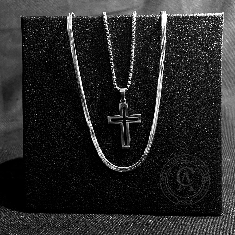 Conjunto Collar Ophion - Collar Delgado con Cruz Detallada